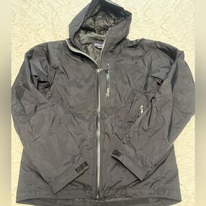 Patagonia Men’s Insulated Torrentshell Jacket Full Zip Black